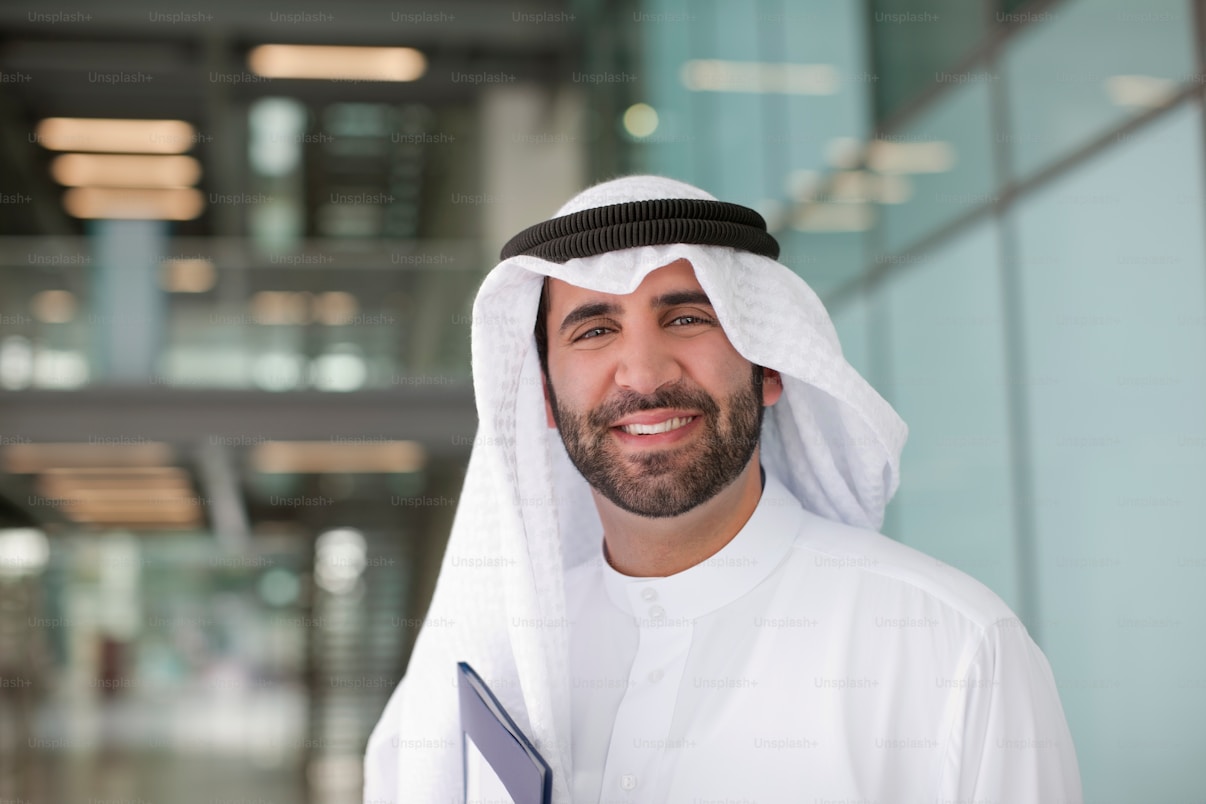 For Investors - Discover startups, Filter by sector and stage, Contact founders